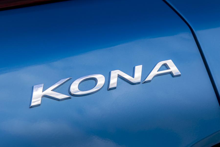 Логотип Hyundai Kona Hybrid (OS) 2019 года  (UK) (фото 3 из 40)
